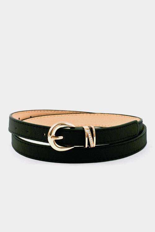 Buckle accent stitch belt