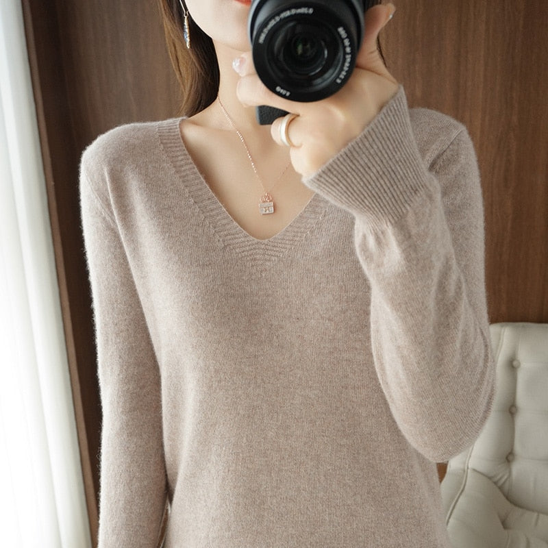Autumn Winter New cashmere Sweater Woman V-Neck