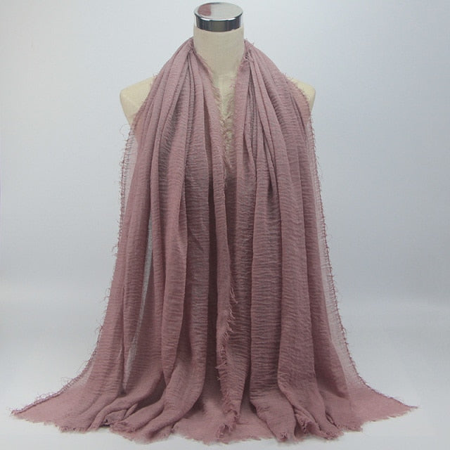 Muslim Crinkle Hijab: Modest Elegance at Wholesale Price.
