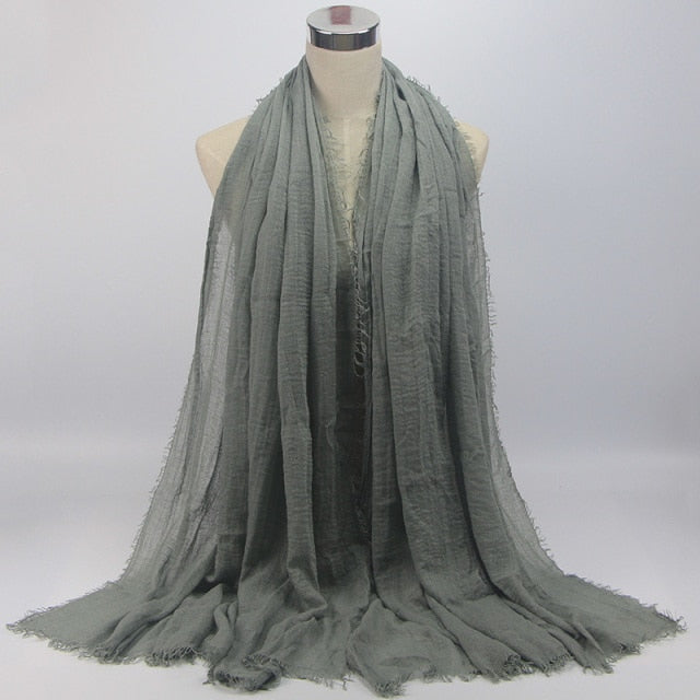 Muslim Crinkle Hijab: Modest Elegance at Wholesale Price.