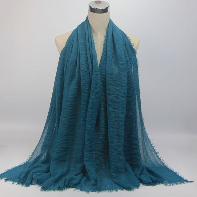 Muslim Crinkle Hijab: Modest Elegance at Wholesale Price.