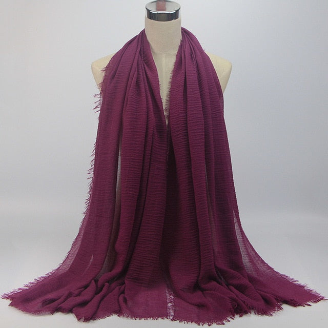 Muslim Crinkle Hijab: Modest Elegance at Wholesale Price.