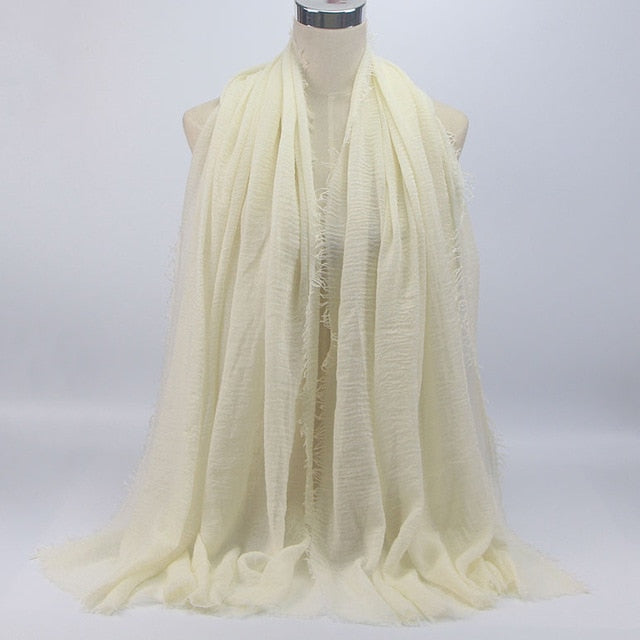 Muslim Crinkle Hijab: Modest Elegance at Wholesale Price.