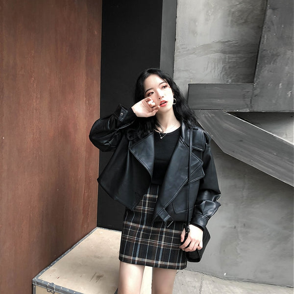 Loose Batwing Sleeve Short Leahter Coats