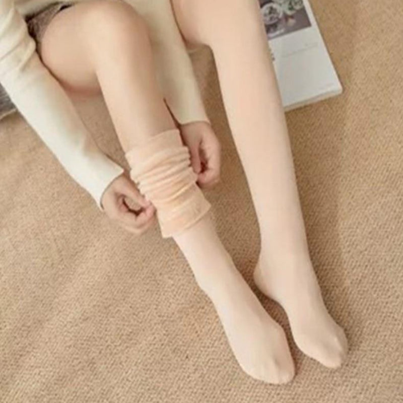 Elegant Black Knee-High Velvet Socks: Winter Chic