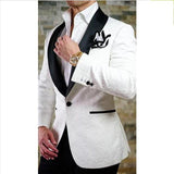 Classic Design White Groom Tuxedos