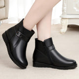 Winter Women Fashion Ankle Boots Female Thick Plush Warm Snow Boots Mother Waterproof Non-slip Booties Metal Decoration Zipper