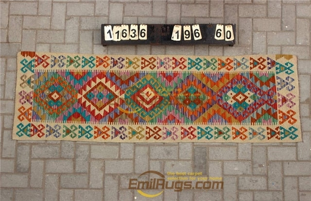 Traditional Vintage handmade 100% wool Afghan carpet